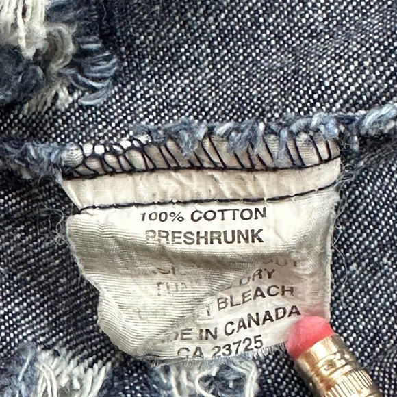 Furst Of A Kind LF Distressed Denim Jean Jacket Women’s Size Medium to Small - Picture 13 of 13